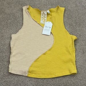 Sadie & Sage Two-Tone Ribbed Tank Top in Yellow and Cream